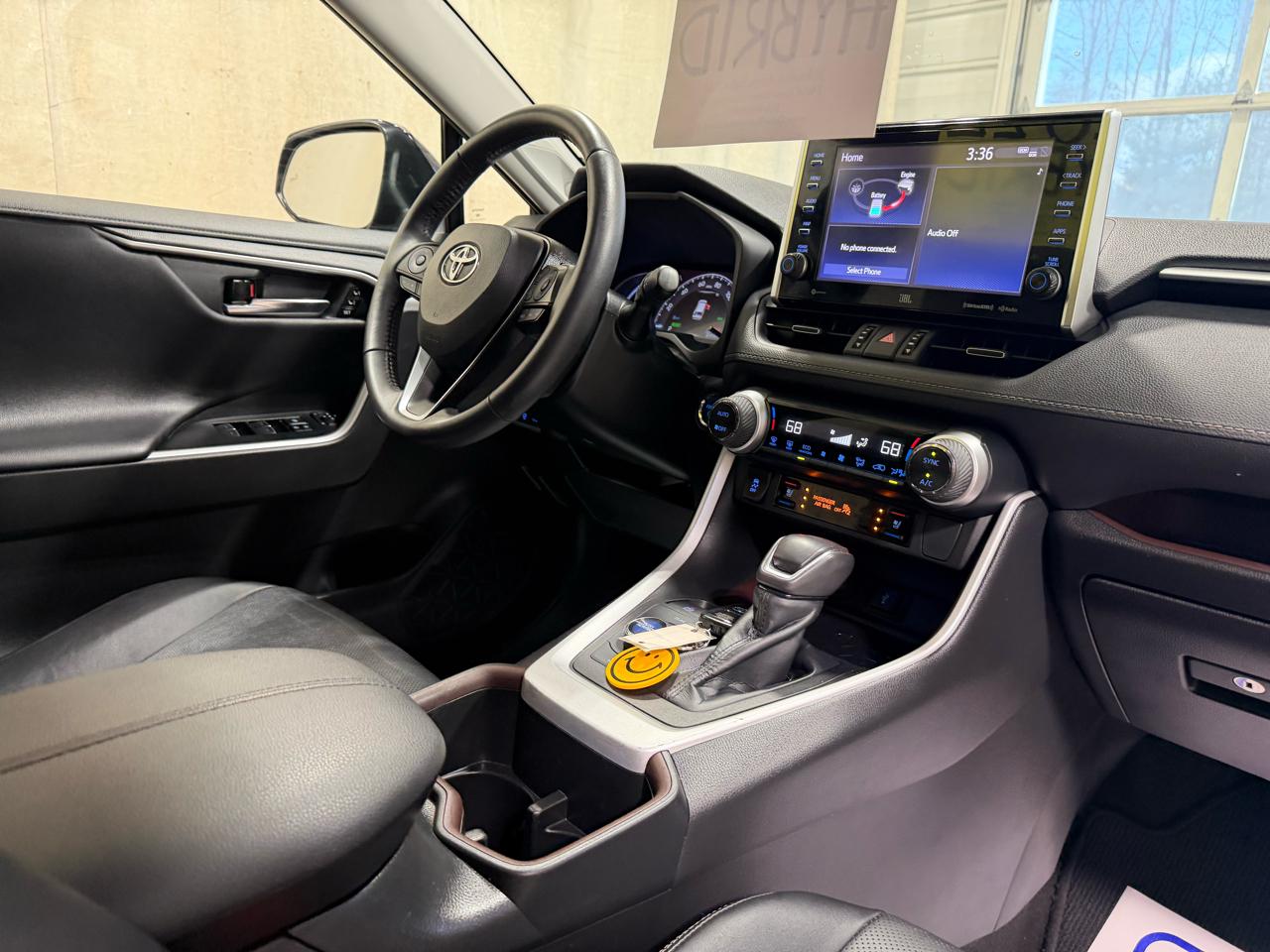 Toyota RAV4 Hybrid Limited AWD (Natl) 2022