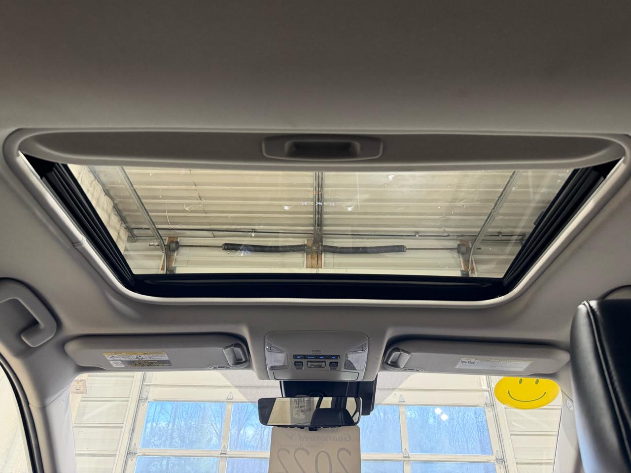 Toyota RAV4 Hybrid Limited AWD (Natl) 2022