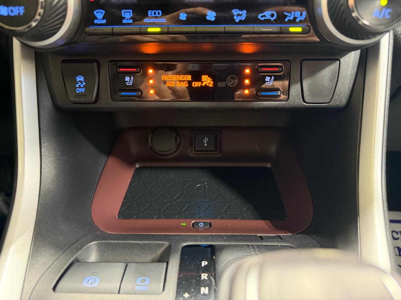 Toyota RAV4 Hybrid Limited AWD (Natl) 2022