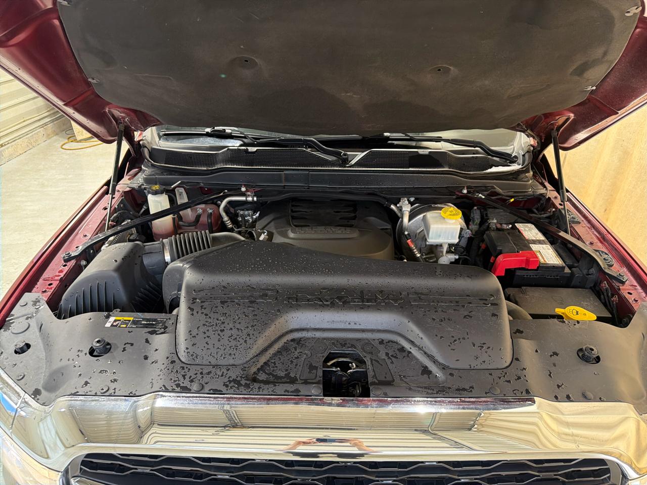 RAM 2500 Tradesman 4x4 Crew Cab 6'4" Box 2021