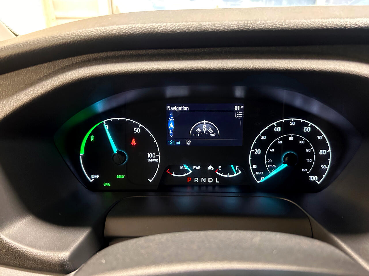 Ford E-Transit Cargo Van T-350 148" Low Rf 9500 GVWR RWD 2025 Ford E-Transit Cargo Van T-350 148" Low Rf 9500 GVWR RWD 2025