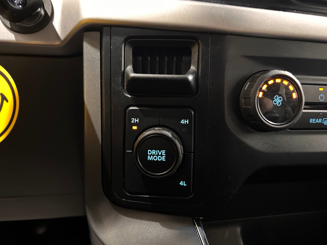 Ford F-150 XLT SuperCab 6.5-ft. Bed 4WD 2021 Ford F-150 XLT SuperCab 6.5-ft. Bed 4WD 2021