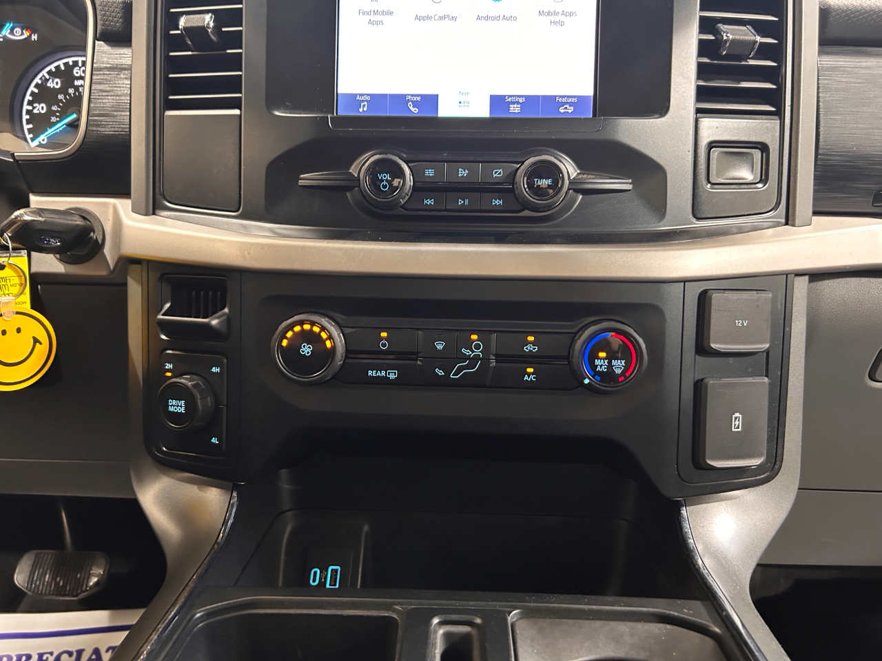 Ford F-150 XLT SuperCab 6.5-ft. Bed 4WD 2021 Ford F-150 XLT SuperCab 6.5-ft. Bed 4WD 2021