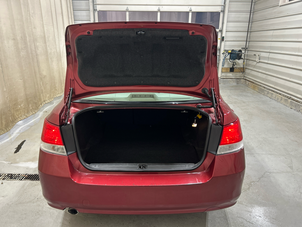 Subaru Legacy 4dr Sdn H4 Auto 2.5i Premium 2013