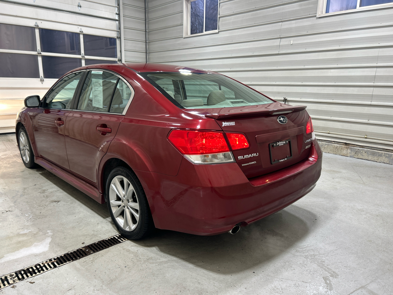 Subaru Legacy 4dr Sdn H4 Auto 2.5i Premium 2013