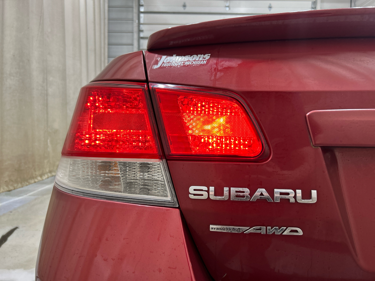 Subaru Legacy 4dr Sdn H4 Auto 2.5i Premium 2013