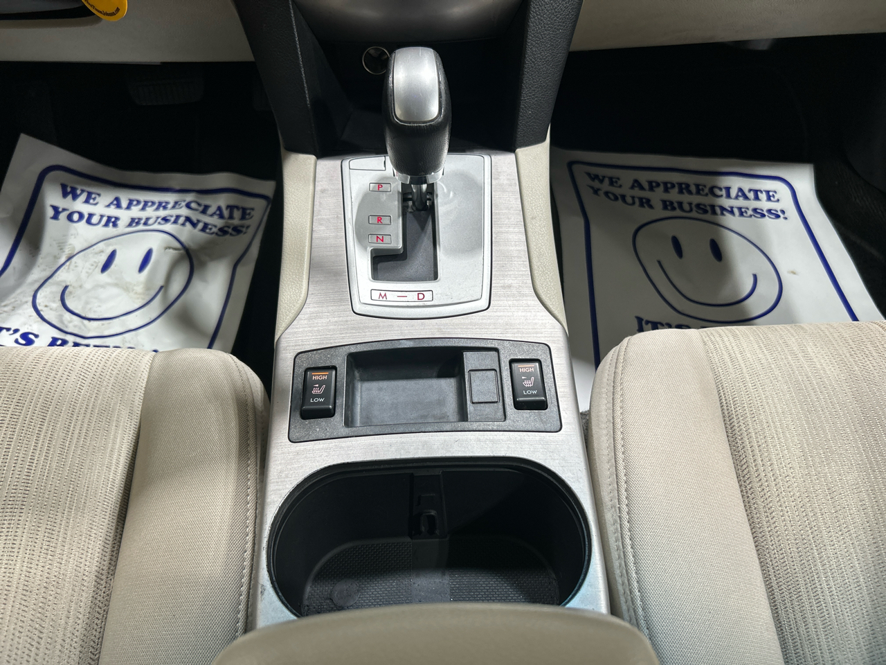 Subaru Legacy 4dr Sdn H4 Auto 2.5i Premium 2013