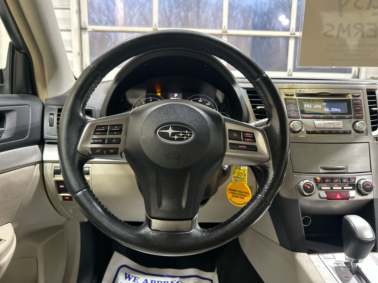 Subaru Legacy 4dr Sdn H4 Auto 2.5i Premium 2013