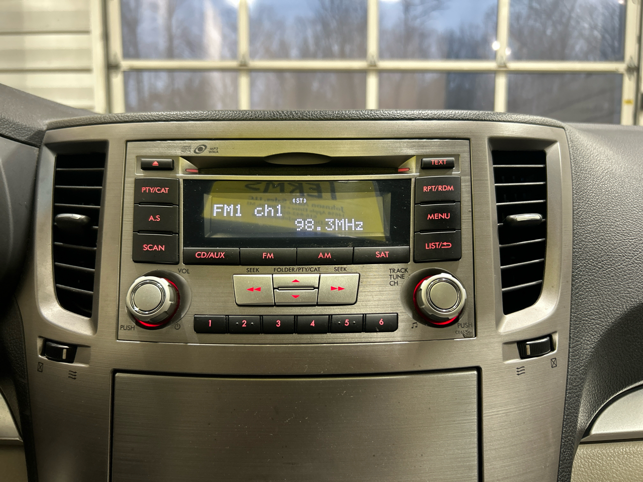 Subaru Legacy 4dr Sdn H4 Auto 2.5i Premium 2013