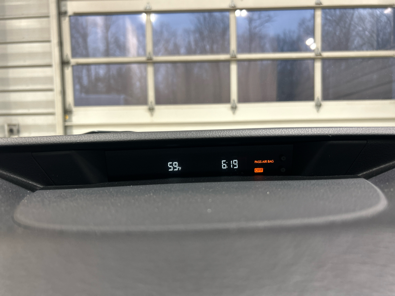 Subaru Legacy 4dr Sdn H4 Auto 2.5i Premium 2013