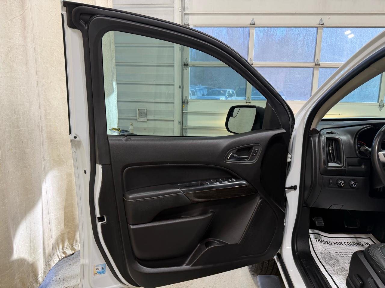 GMC Canyon 4WD Crew Cab 128.3" SLT 2016