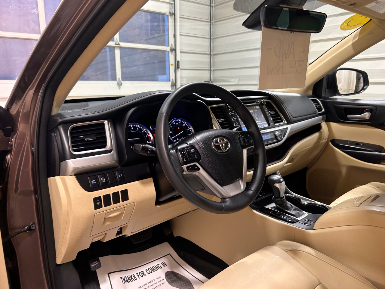 Toyota Highlander XLE V6 AWD (Natl) 2017 Toyota Highlander XLE V6 AWD (Natl) 2017