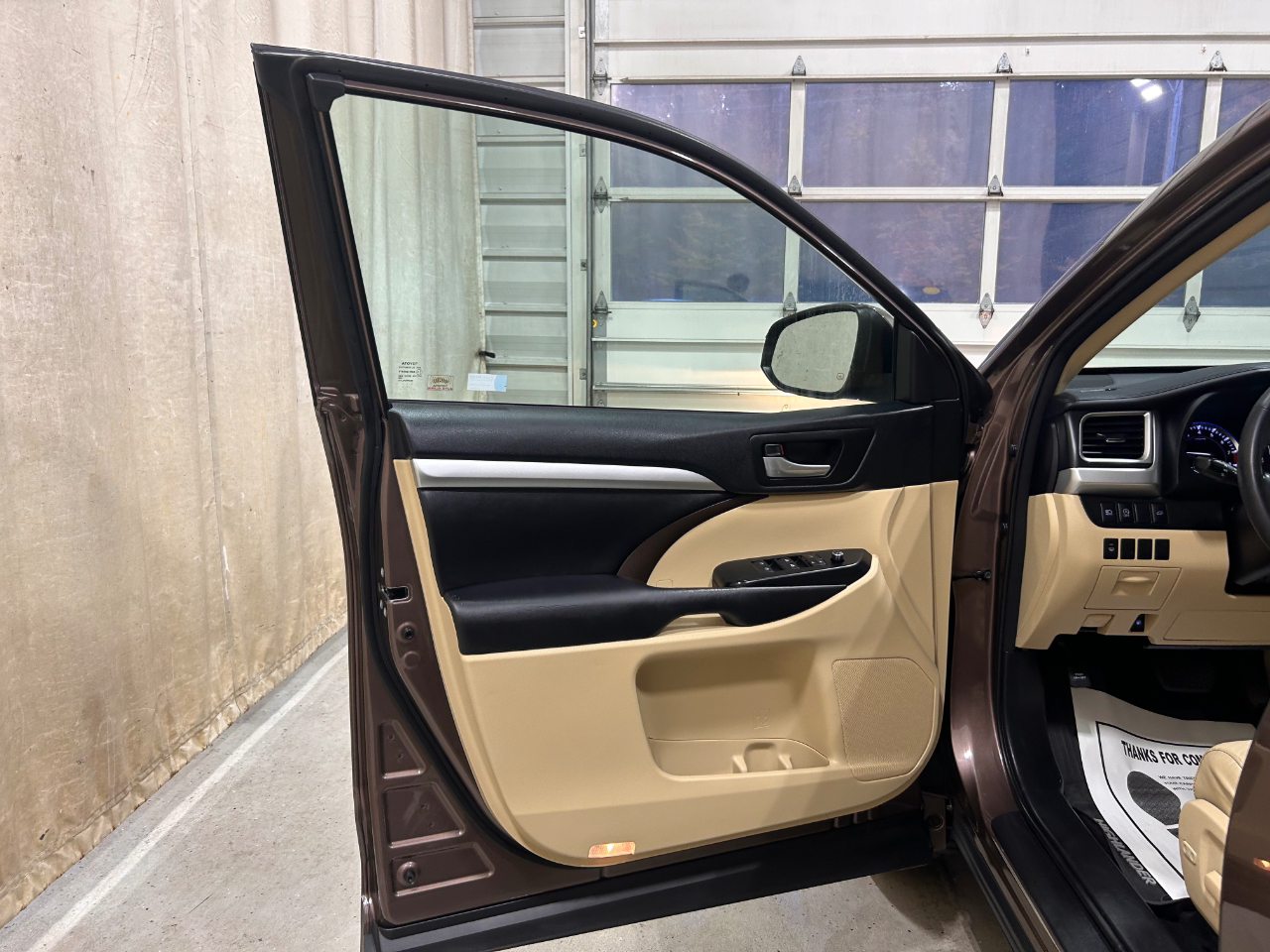 Toyota Highlander XLE V6 AWD (Natl) 2017 Toyota Highlander XLE V6 AWD (Natl) 2017