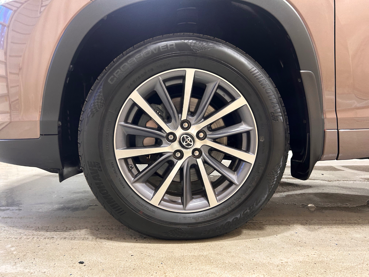 Toyota Highlander XLE V6 AWD (Natl) 2017 Toyota Highlander XLE V6 AWD (Natl) 2017