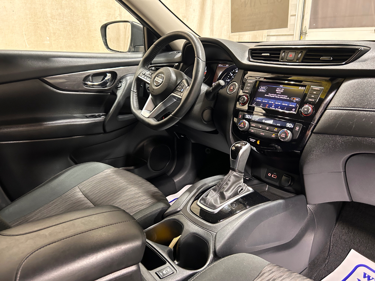 Nissan Rogue AWD SV 2020 Nissan Rogue AWD SV 2020