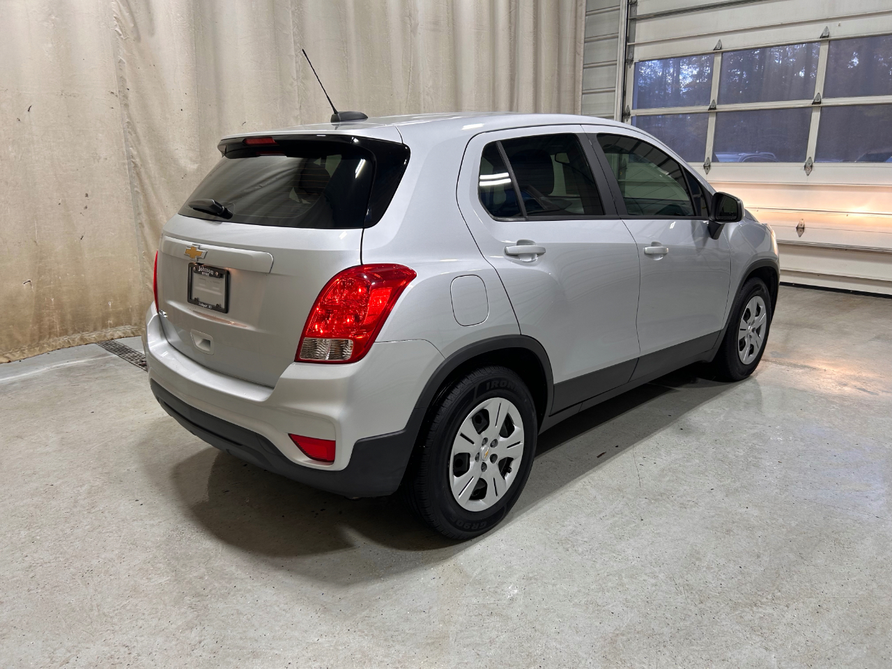 Chevrolet Trax FWD 4dr LS 2017 Chevrolet Trax FWD 4dr LS 2017