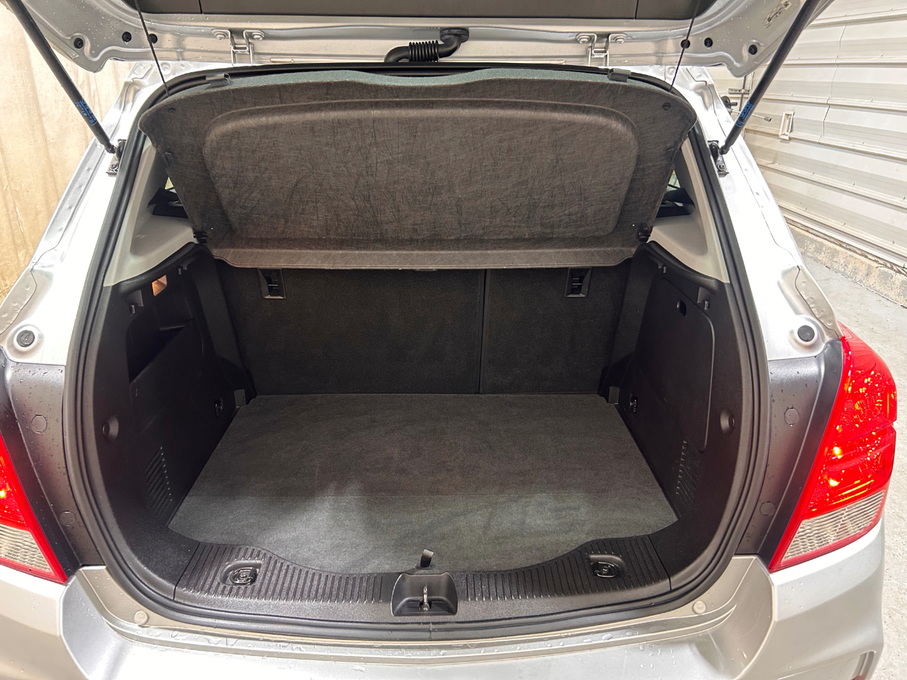 Chevrolet Trax FWD 4dr LS 2017 Chevrolet Trax FWD 4dr LS 2017