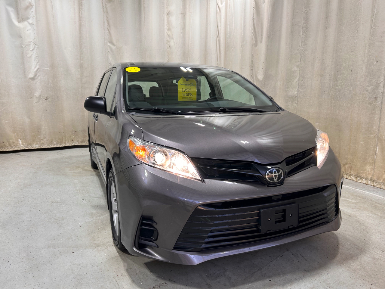 Toyota Sienna L FWD 7-Passenger (Natl) 2018