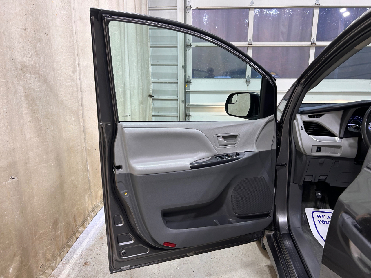 Toyota Sienna L FWD 7-Passenger (Natl) 2018