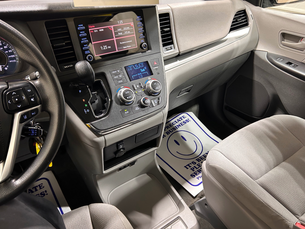 Toyota Sienna L FWD 7-Passenger (Natl) 2018