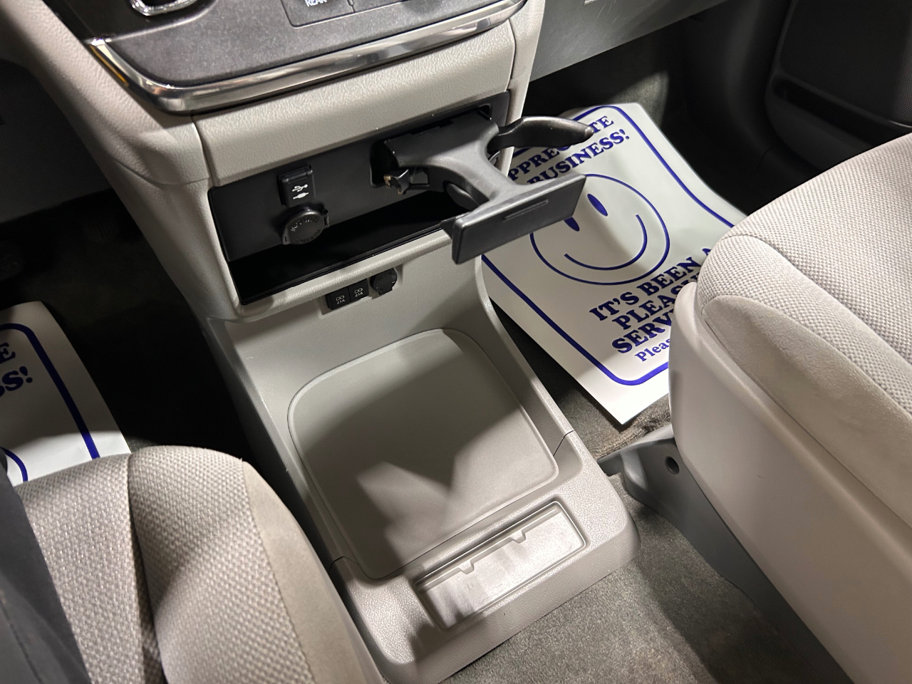 Toyota Sienna L FWD 7-Passenger (Natl) 2018