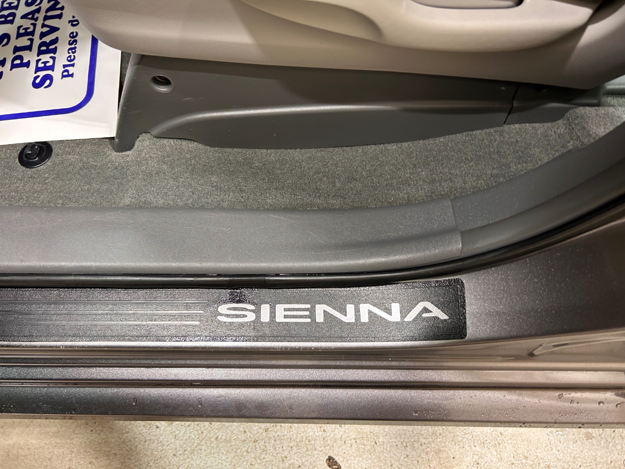 Toyota Sienna L FWD 7-Passenger (Natl) 2018