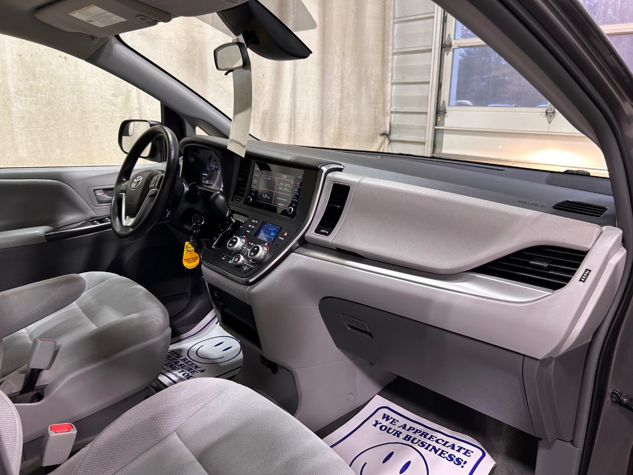 Toyota Sienna L FWD 7-Passenger (Natl) 2018