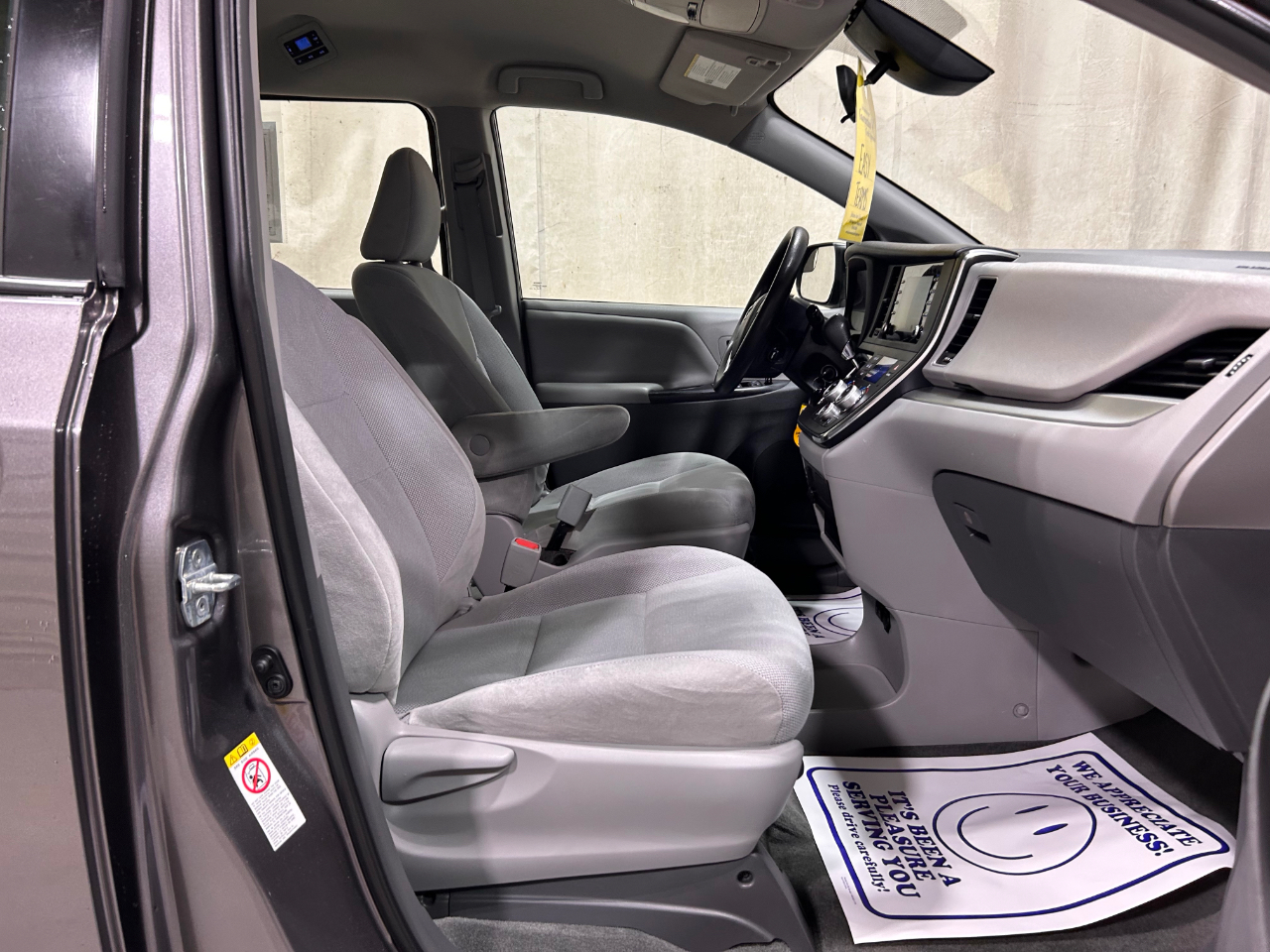 Toyota Sienna L FWD 7-Passenger (Natl) 2018