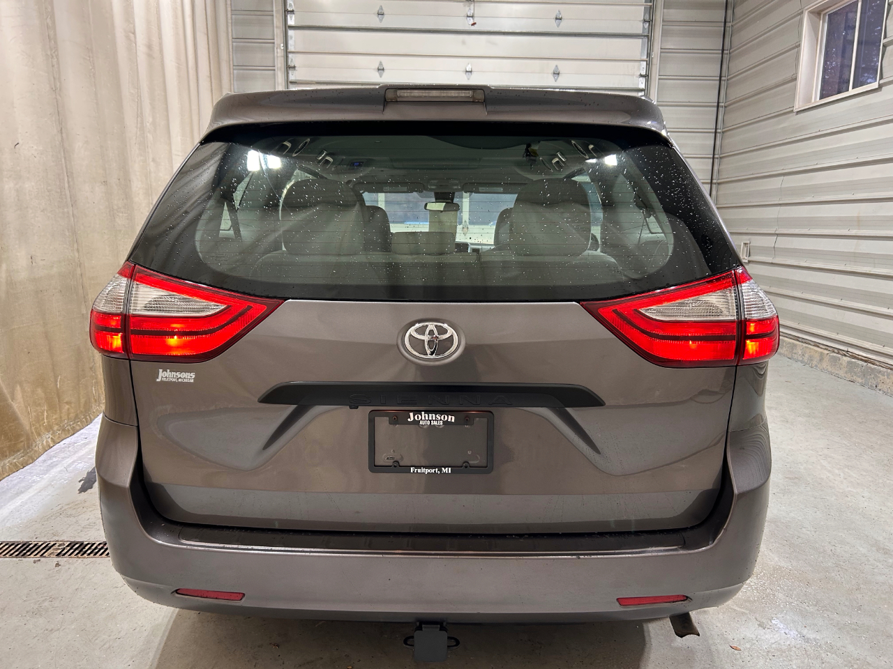 Toyota Sienna L FWD 7-Passenger (Natl) 2018