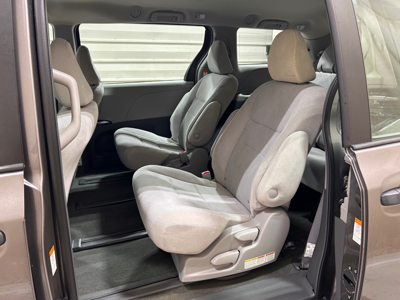 Toyota Sienna L FWD 7-Passenger (Natl) 2018