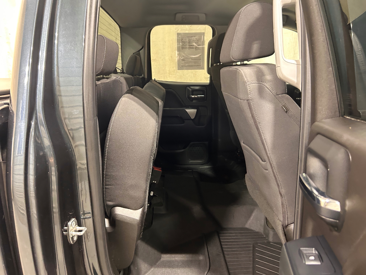 Chevrolet Silverado 1500 4WD Double Cab 143.5" LT w/1LT 2018 Chevrolet Silverado 1500 4WD Double Cab 143.5" LT w/1LT 2018