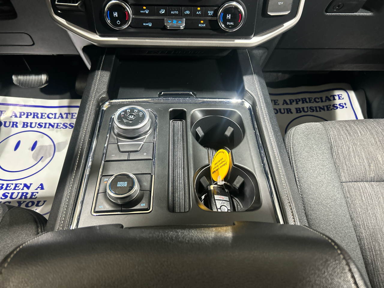 Ford Expedition XLT 4x4 2022