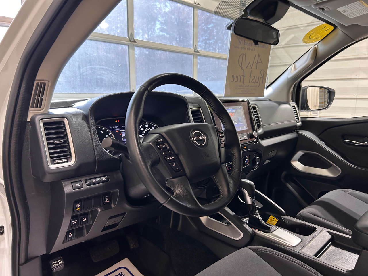 Nissan Frontier Crew Cab 4x4 SV Auto Long Bed 2022