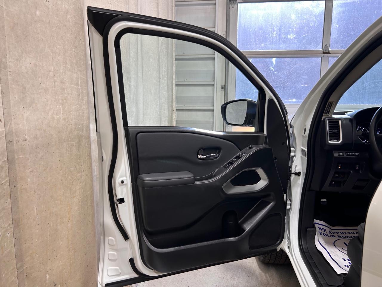 Nissan Frontier Crew Cab 4x4 SV Auto Long Bed 2022