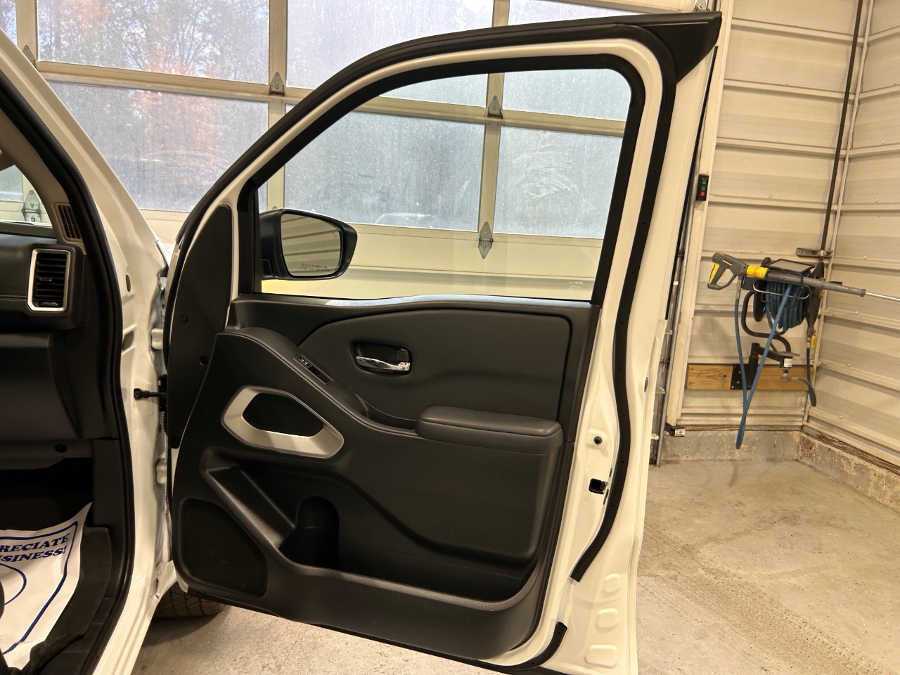 Nissan Frontier Crew Cab 4x4 SV Auto Long Bed 2022