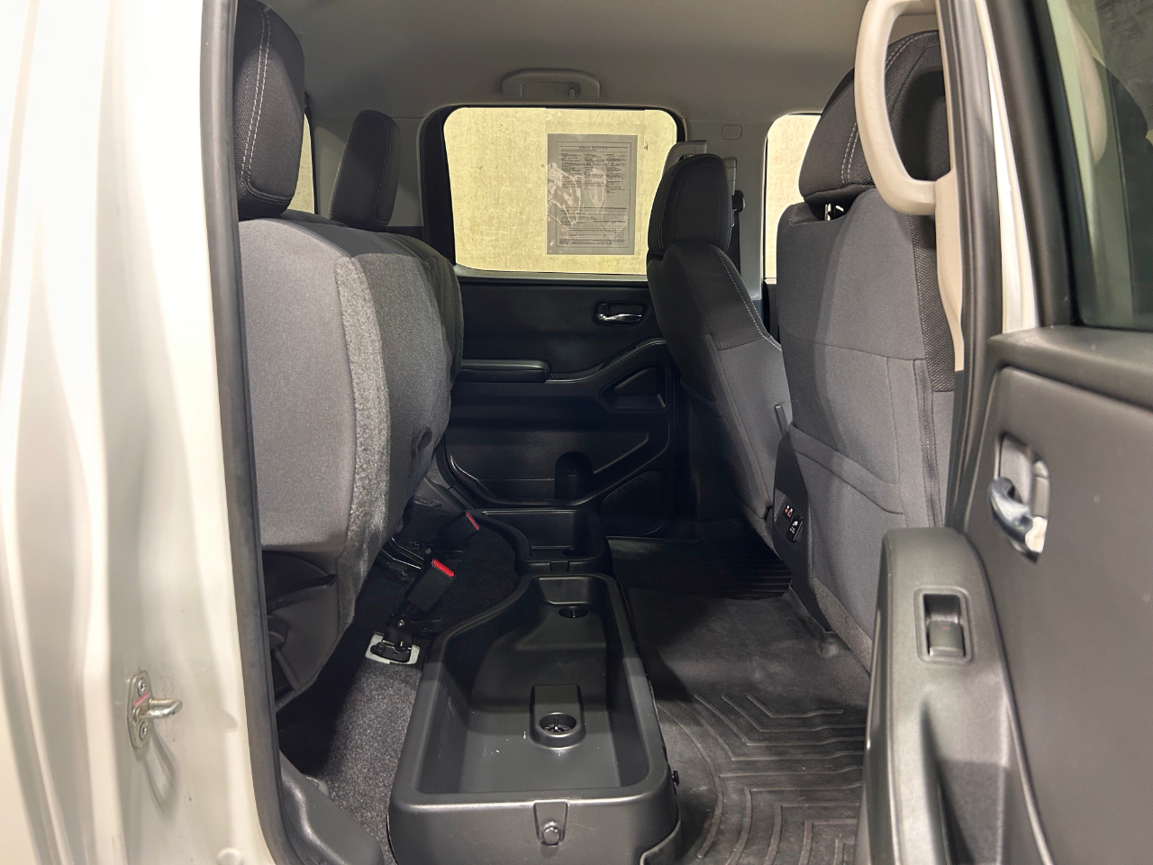 Nissan Frontier Crew Cab 4x4 SV Auto Long Bed 2022