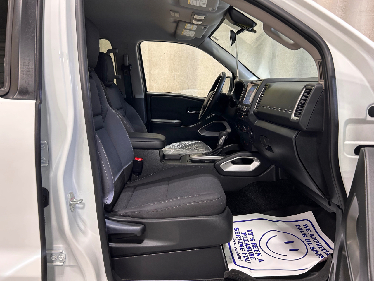 Nissan Frontier Crew Cab 4x4 SV Auto Long Bed 2022