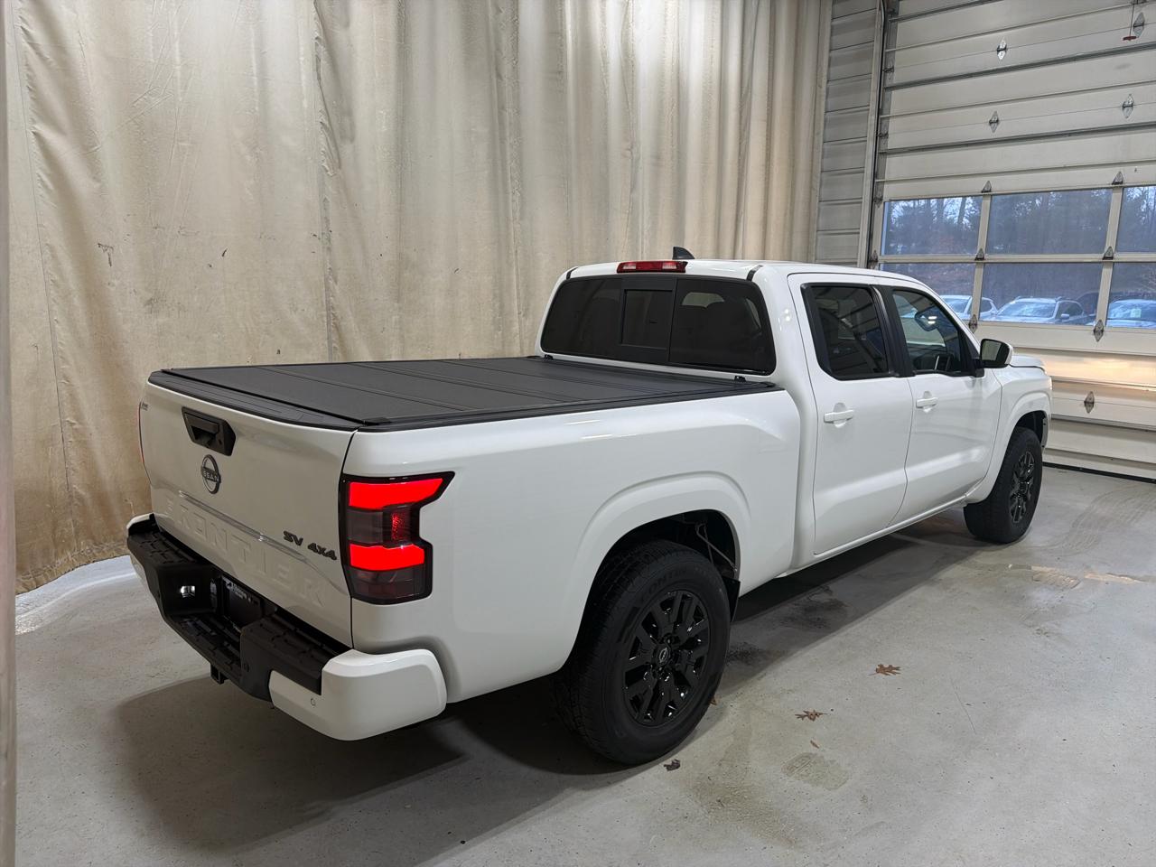 Nissan Frontier Crew Cab 4x4 SV Auto Long Bed 2022