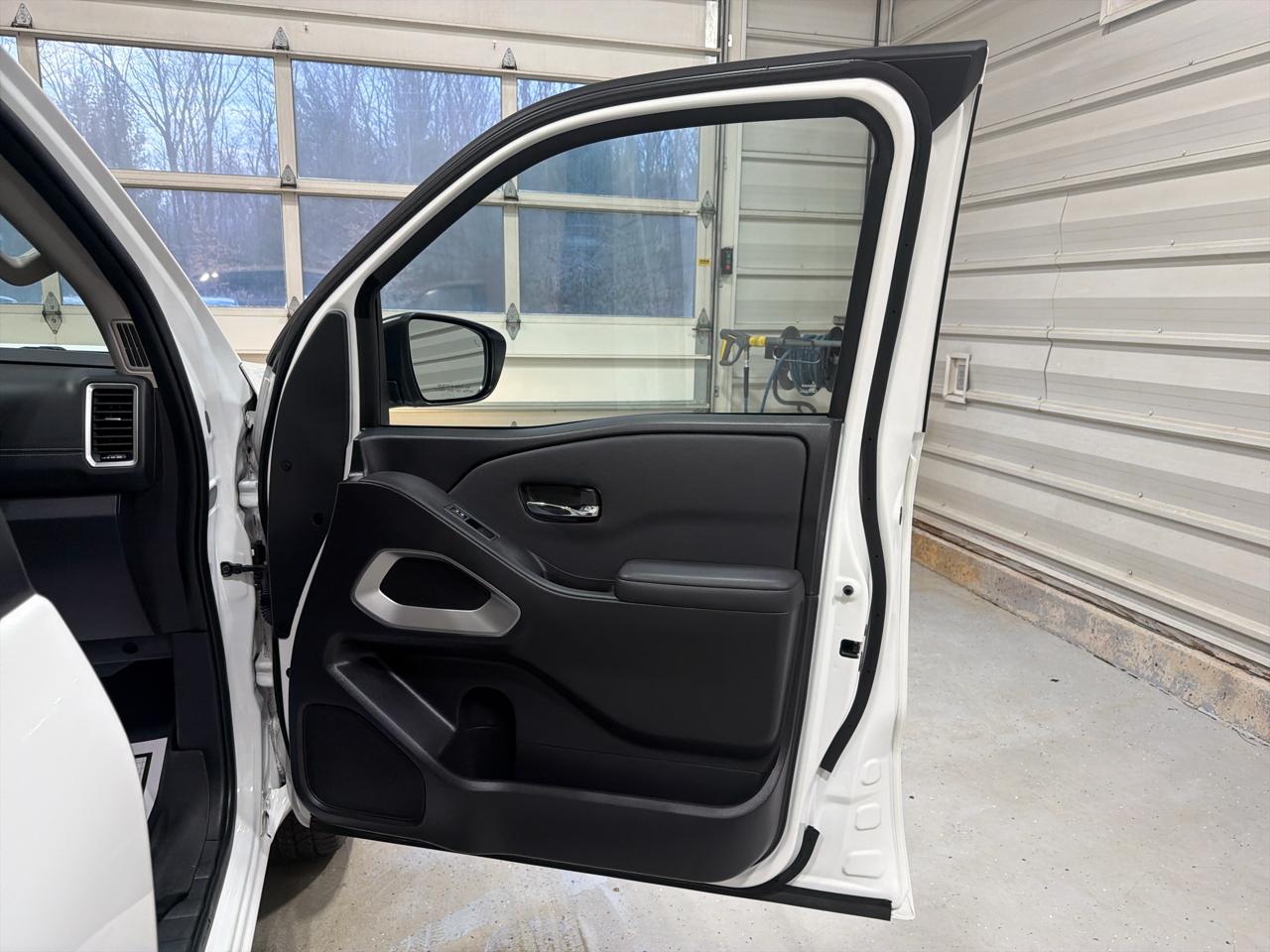 Nissan Frontier Crew Cab 4x4 SV Auto Long Bed 2022