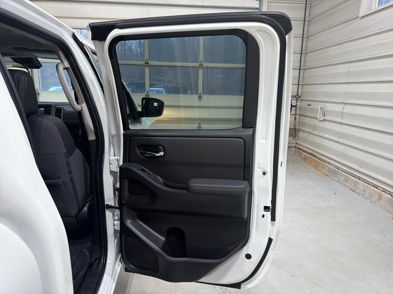 Nissan Frontier Crew Cab 4x4 SV Auto Long Bed 2022