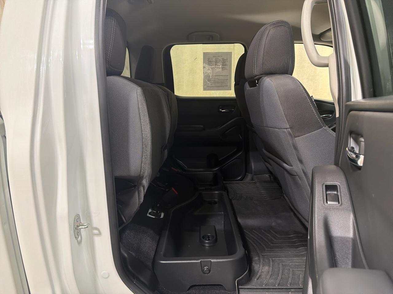 Nissan Frontier Crew Cab 4x4 SV Auto Long Bed 2022