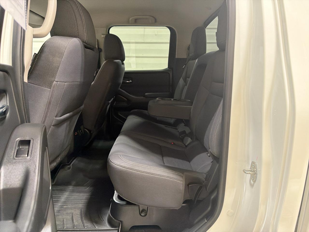 Nissan Frontier Crew Cab 4x4 SV Auto Long Bed 2022