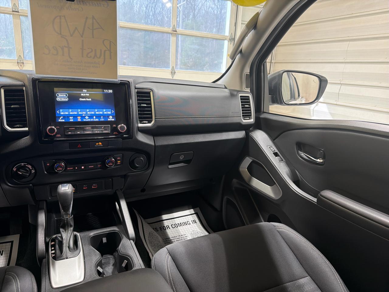 Nissan Frontier Crew Cab 4x4 SV Auto Long Bed 2022