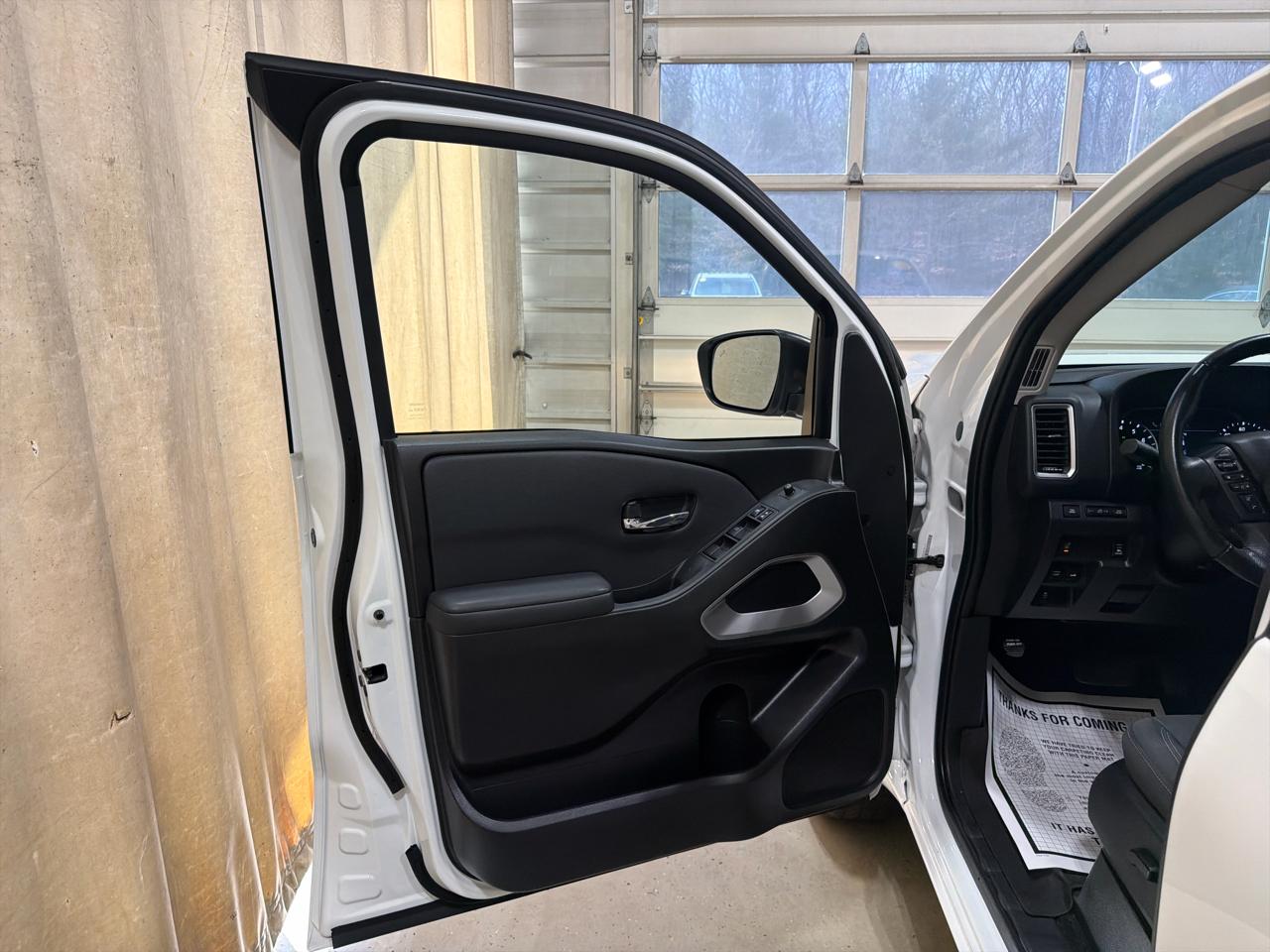 Nissan Frontier Crew Cab 4x4 SV Auto Long Bed 2022