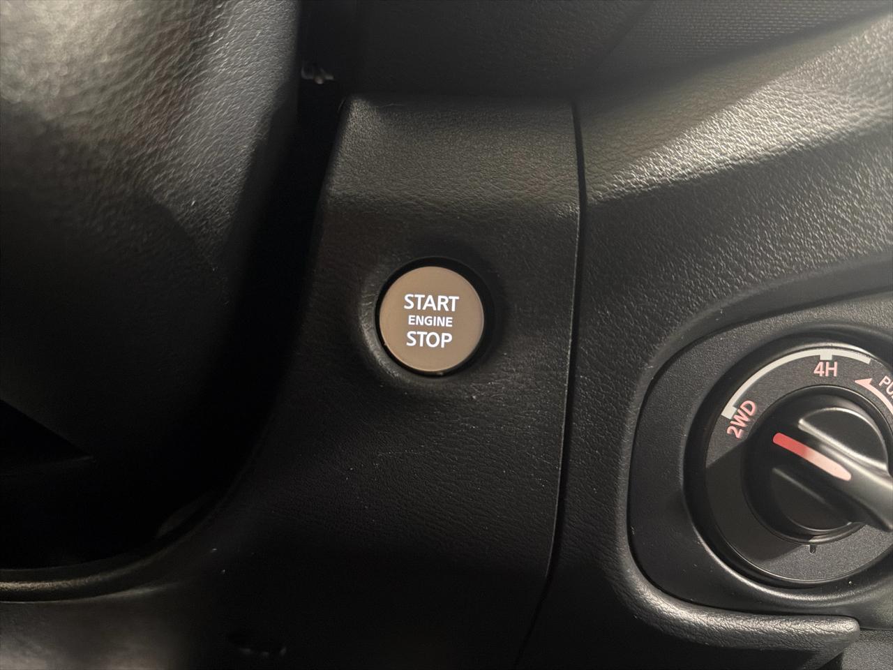 Nissan Frontier Crew Cab 4x4 SV Auto Long Bed 2022