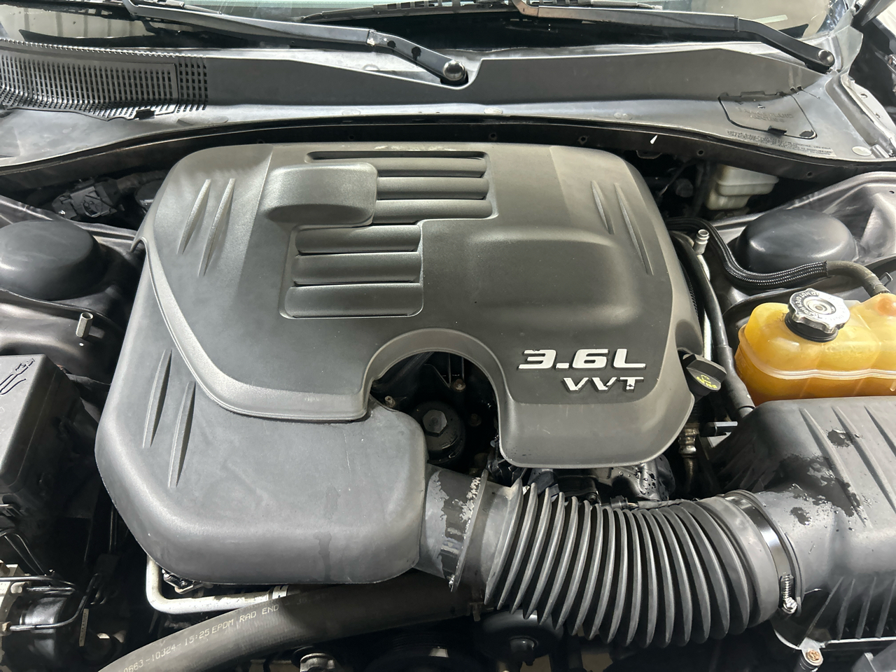 Chrysler 300 4dr Sdn AWD 2013