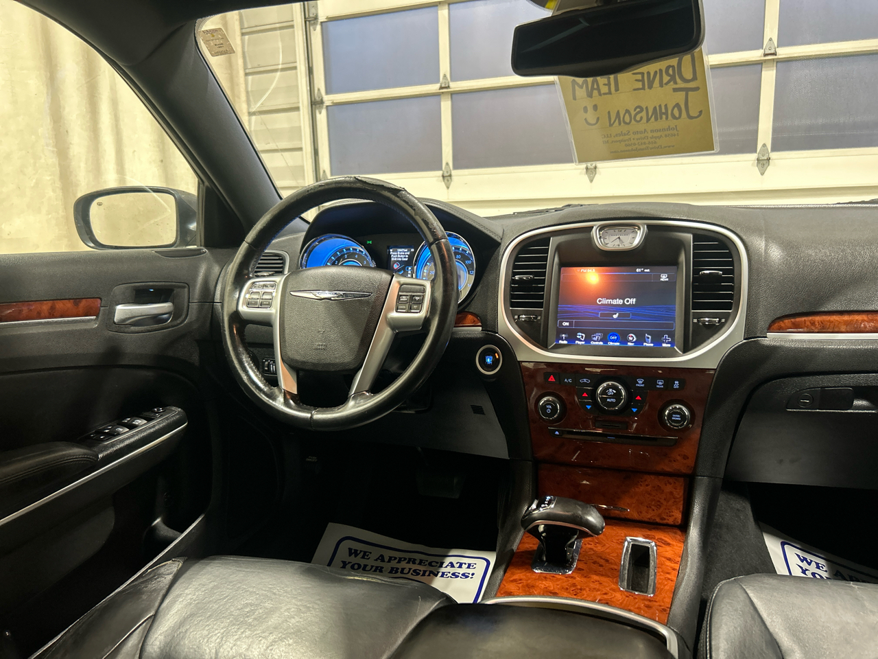 Chrysler 300 4dr Sdn AWD 2013