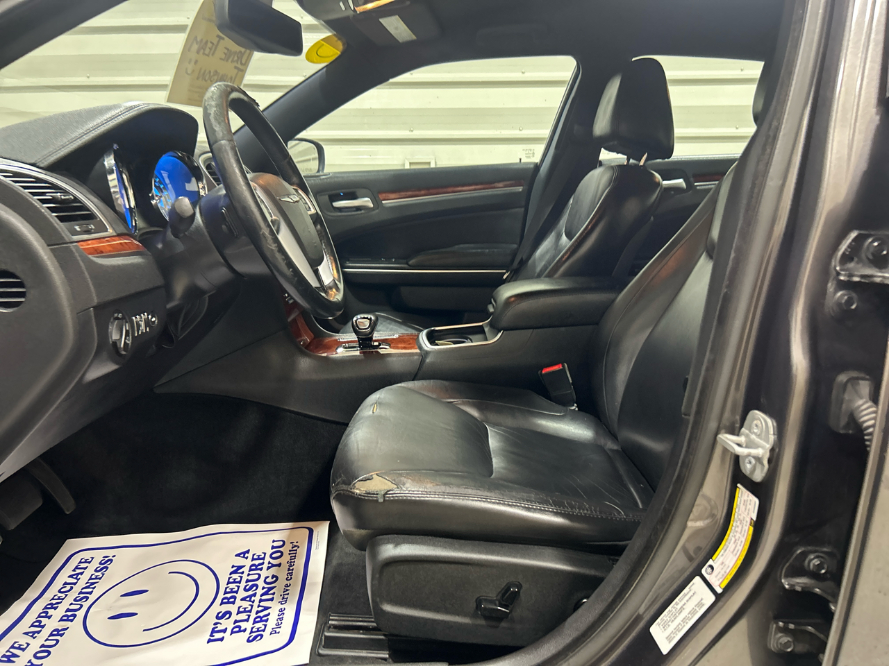 Chrysler 300 4dr Sdn AWD 2013