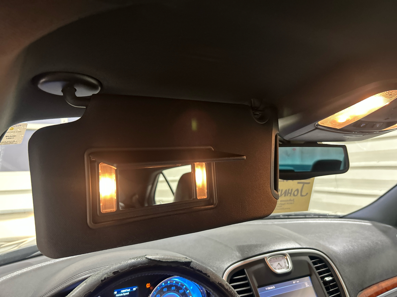 Chrysler 300 4dr Sdn AWD 2013