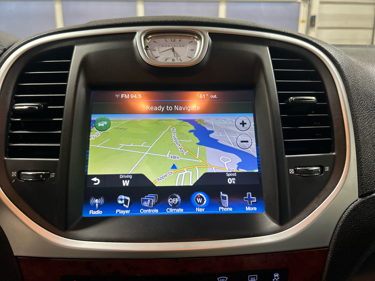 Chrysler 300 4dr Sdn AWD 2013